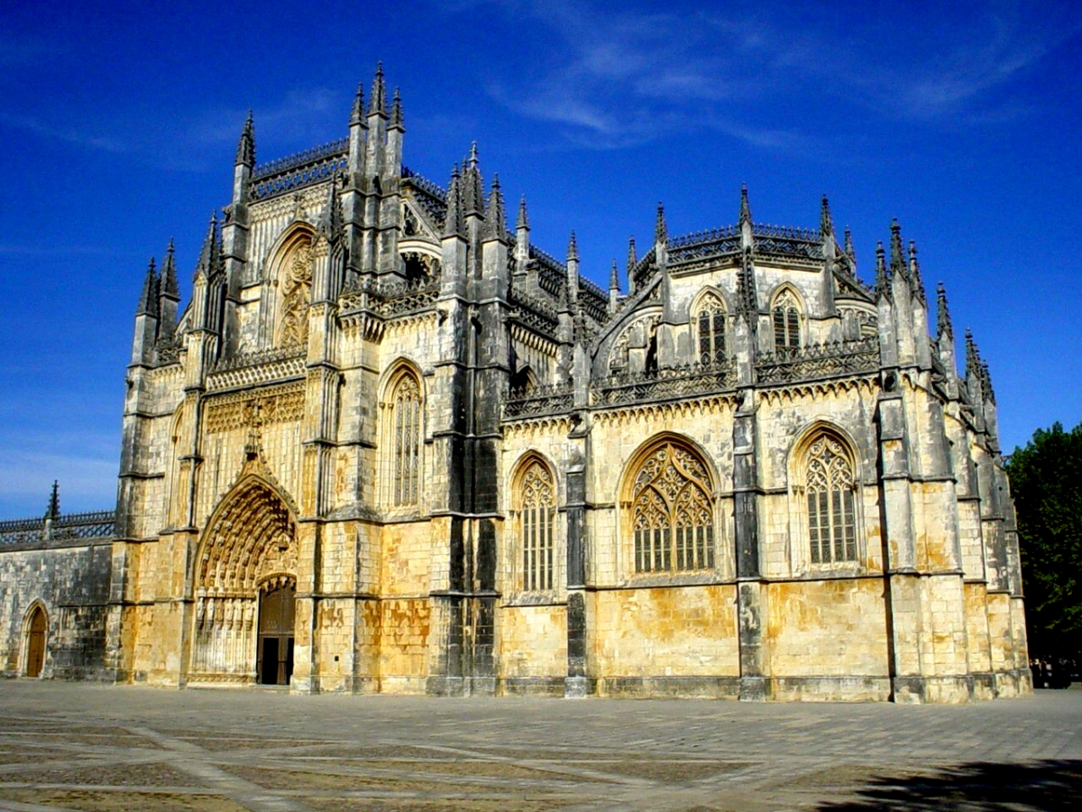 Монастырь Санта-Мария да Витория, Баталья, Португалия
