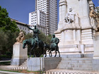 Площадь Испании. Памятник Мигелю де Сервантесу (авторские права darios / Shutterstock.com)