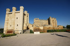 Старинный замок Валенсия-де-Дон-Хуан