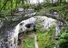 Карстовая пещера Шкоцьян